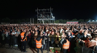 Soma'daki maden göçüğü nedeniyle ertelenen Bregovic'in konseri Sardes'te yapıldı
