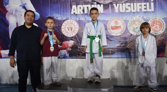 Spor Toto Karate Yıldızlar Ligi 3. etabı Artvin Yusufeli'nde 375 sporcuyla yapıldı