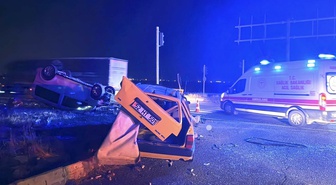 Adıyaman'da otomobil ile hafif ticari araç çarpıştı, 3'ü ağır 7 kişi yaralandı