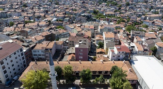 Fatih'teki 16. yüzyıl medresesi, Fethiye İmam Hatip Ortaokulu olarak eğitim veriyor