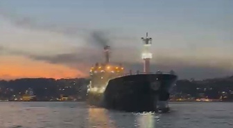 İstanbul Boğazı'nda tanker alarmı! Gemi trafiği durduruldu