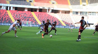 Trendyol Süper Lig: Gaziantep FK: 0 - Çorum FK: 0 (Maç devam ediyor)