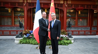 Wang Yi, Datong'da Bonne ile Çin-Fransa Stratejik Diyaloğu'nun 28. Toplantısı'nı yaptı