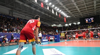 Bakan Bak, Kırıkkale'de spor kompleksini açtı; Galatasaray Madeş Mobilya 3-1 kazandı