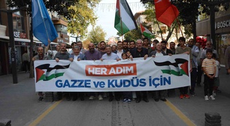 Balıkesir'de Gazze ve Kudüs Yürüyüşü'nde İsrail'e lanet sloganları atıldı