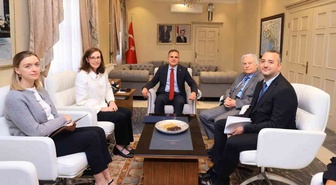 Birleşik Krallık Ankara Büyükelçisi Anderson, Muğla Valisi Akbıyık'ı ziyaret etti
