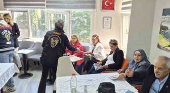 Bursa Emniyet Müdürlüğü, TEMAD üyesi 40 kişiye siber suç eğitimi verdi