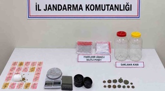 Çanakkale'de 11 adrese düzenlenen uyuşturucu operasyonunda 11 şüpheli tutuklandı