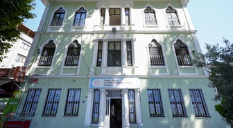 Cezayirli Gazi Hasan Paşa'nın komutanlık binası 120 yıldır okul olarak kullanılıyor