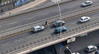 Diyarbakır Yenişehir'de 4 otomobilin karıştığı kazada yaralanan olmadı
