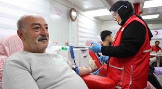 Elazığ Medilines ve Kızılay, Kızılay Haftası'nda kan bağışı etkinliği düzenledi
