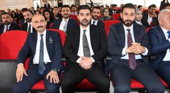 Hakkari Barosu'nun 12. Olağan Genel Kurulu'nda 69 oy alan Gülabi Seven başkan seçildi