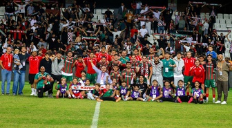 Karşıyaka, Zafer Uysal yönetiminde 3'te 3 yaparak play-off yarışına dahil oldu