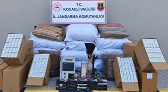Kocaeli Başiskele'de jandarma aramasında 1 milyon TL'lik kaçak tütün ele geçirildi