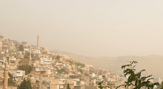 Mardin'de toz taşınımı Artuklu, Kızıltepe ve Yeşilli'de hava kalitesini düşürdü