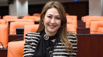 MHP'li vekil Karakoç, bel omurgasındaki kırık nedeniyle 4 saatlik ameliyat geçirdi