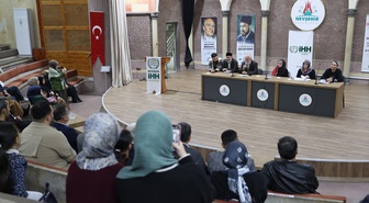 Nevşehir'de, 'Gazze Merkezinde Orta Doğu' paneli düzenlendi