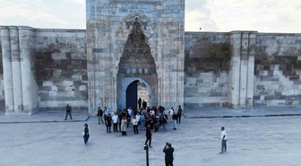Aksaray Sultanhanı'nda 800 yıllık Selçuklu kervansarayı turistleri ağırlıyor