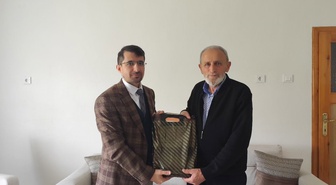 Bayburt Aydıntepe'de emekli din görevlileri Müftülükçe evlerinde ziyaret edildi