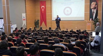 Bozüyük'te 120 öğrenci akran zorbalığı ve güvenli internet konusunda bilgilendirildi