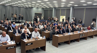 Mersin Büyükşehir Belediyesi'nde başkanvekili seçimi sonuçlandı! CHP'nin adayı Gülşah Yıldırım Genç seçildi