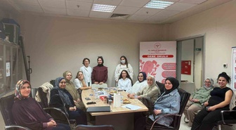Düzce'de anne adaylarına normal doğum ve anne sütünün önemi anlatıldı