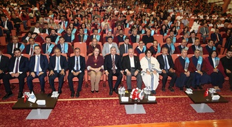 Eski TBMM Başkanı Şentop, ESOGÜ açılış dersinde Türkiye'ye güven çağrısı yaptı