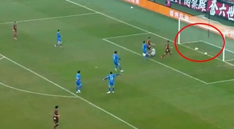 Futbol tarihinde böylesi zor görülür! Aynı anda 2 gol atıldı sonrası bomba