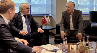 Rusya'nın Türkiye Büyükelçisi Vershinin, KSO ile tarım ve gübre sevkiyatını görüştü