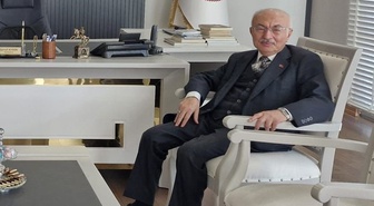 Samsun'da 5 yıl 5 ay vali yardımcılığı yapan Emin Çolak vefat etti