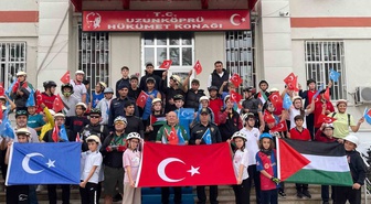 Uzunköprü'de Gazze ve Doğu Türkistan bisiklet turu Adalet Meydanı'nda sona erdi