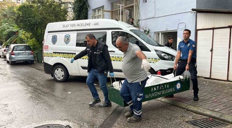 Antalya Alanya'da 71 yaşındaki şahıs pansiyon odasında ölü bulundu