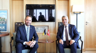 Bakan Bolat, Belçika Başbakan Yardımcısı Prevot ile görüştü