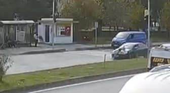 Bartın'da bisikletli çocuk otomobilin çarpmasıyla yaralandı, kaza kamerada