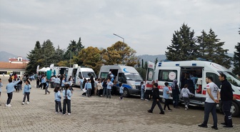Bilecik İl Sağlık Müdürlüğü Osmaneli'deki öğrencilere sağlık eğitimi düzenledi