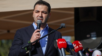 Cem Aydın Halk TV'ye atanan kayyımı korkunun tezahürü olarak nitelendirdi