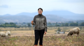 Edirne'de genç kadın üretici, 10 yılda 6 bin asma fidanı üretti