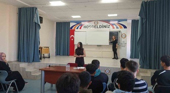 Eskişehir İnönü'de velilere okul-aile, öğrencilere dijital bağımlılık eğitimi verildi