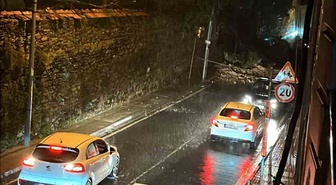 İstanbul Ortaköy'de şiddetli yağışta istinat duvarı çöktü, ölen yaralanan olmadı