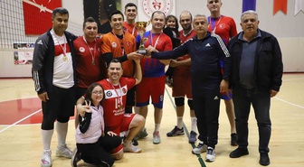 Karabük'te Kamu Spor Oyunları voleybol finalini Jandarma-Emniyet karma takımı kazandı