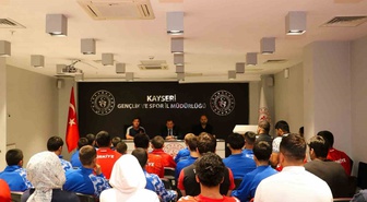 Kayseri'de SEM ve TOHM güreşçileri Gençlik ve Spor İl Müdürü Kabakcı ile buluştu