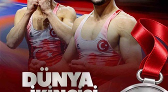 Kayserili güreşçi Azat Sarıyar, U23 Dünya Güreş Şampiyonası'nda gümüş madalya kazandı