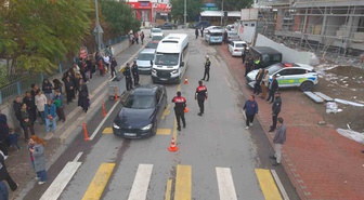 Malatya'da polis, Valilik koordinesinde okul çevresi denetimlerini sürdürüyor