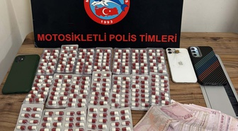 Manisa Yunusemre'de 2 şüpheli 550 adet sentetik ecza ile gözaltına alındı