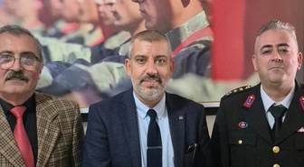 Mehmetçik Vakfından Edremitli iş insanına altın madalya ve berat verildi