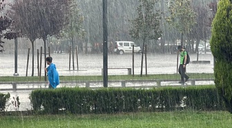 Meteoroloji, Düzce ve Zonguldak için metrekareye 51-100 kg yağış uyarısı yayımladı