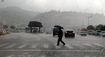 Meteoroloji, Erzincan, Erzurum ve Bayburt'ta metrekareye 21-75 kg yağış uyarısı verdi