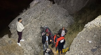Nevşehir Avanos'ta 69 yaşındaki motosiklet sürücüsü uçurumdan AFAD ile kurtarıldı