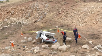 Nevşehir Hacıbektaş'ta devrilen otomobilin altında kalan sürücü yaşamını yitirdi