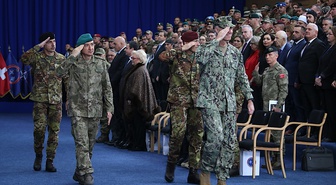 Priştine'de KFOR komutanlığı Ulutaş'tan İtalyan Tümgeneral Vergori'ye devredildi
